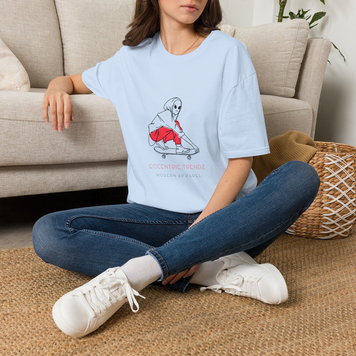 Eccentric Trendz Alien Skater Graphic Tee — Minimalist Skateboard design
