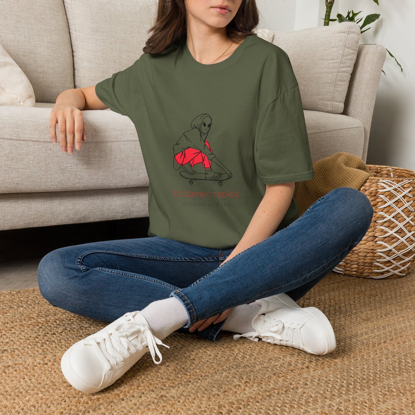 Eccentric Trendz Alien Skater Graphic Tee — Minimalist Skateboard design